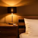 Romance Golden Line For Rent Apartament *
