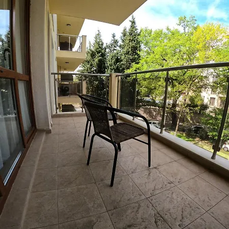 Апартамент Romance Golden Line For Rent Златни пясъци