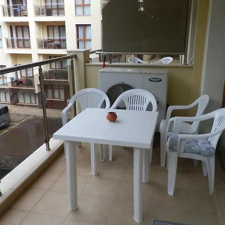 Romance Golden Line For Rent * Златни пясъци