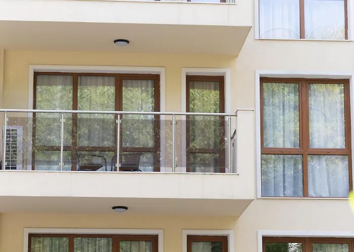 Romance Golden Line For Rent شقة *