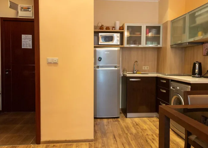 Romance Golden Line For Rent * غولدن ساندز