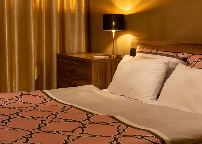 Romance Golden Line For Rent شقة