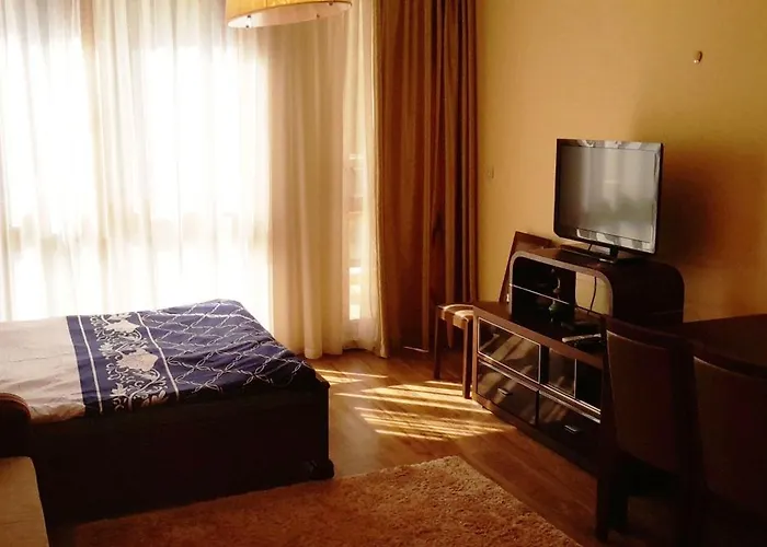 Romance Golden Line For Rent * Golden Sands